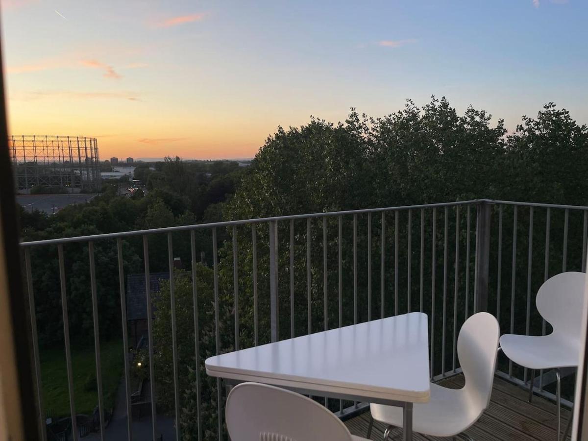 Cityfront Cosy Apt Near City Centre & Etihad Stadium, Free Parking Manchester Buitenkant foto