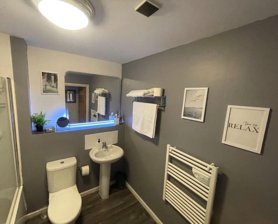 Cityfront Cosy Apt Near City Centre & Etihad Stadium, Free Parking Manchester Buitenkant foto